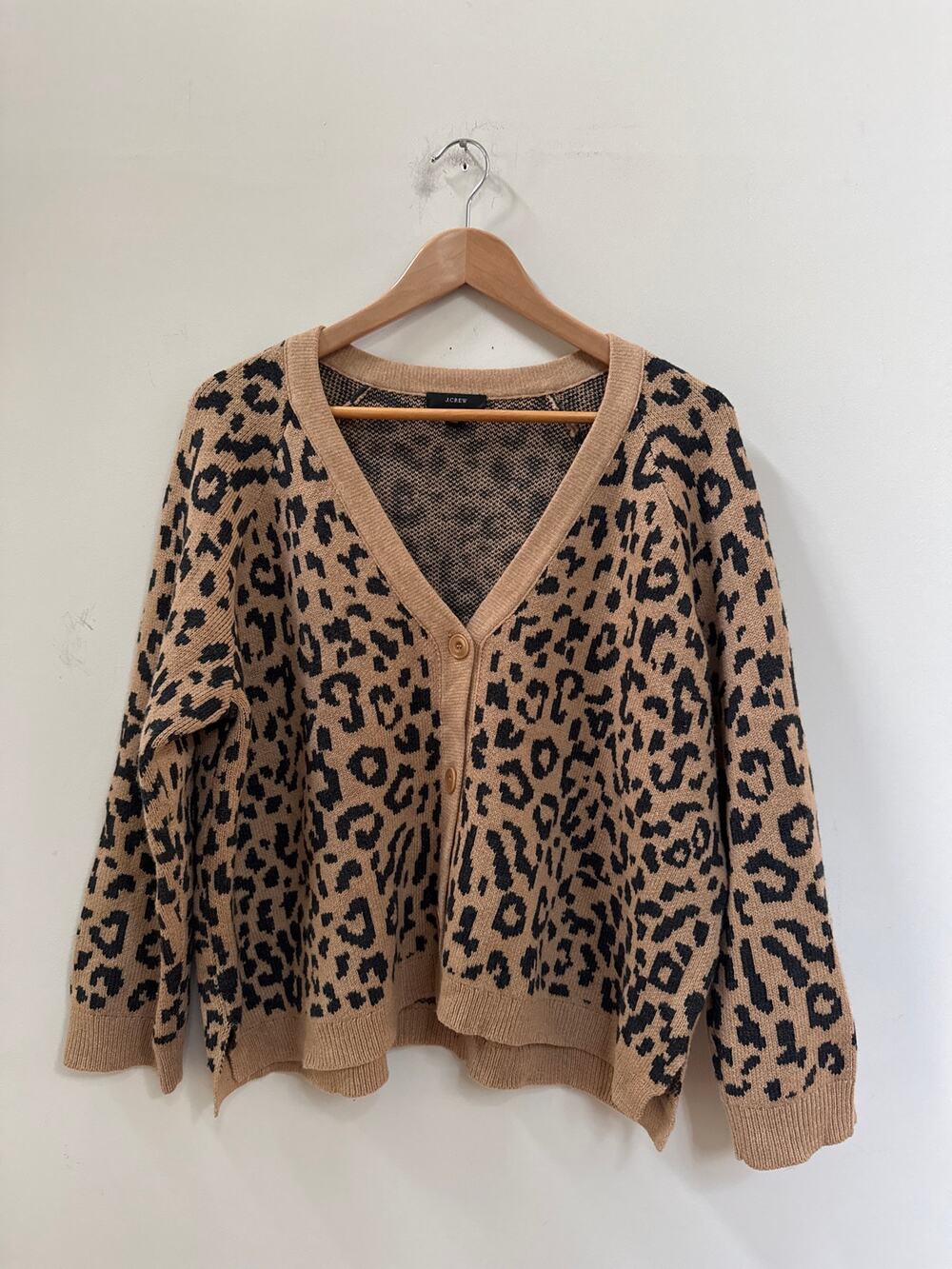 J Crew Cardigan Sweater Merino Wool Blend Oversized Leopard Print Classic Large